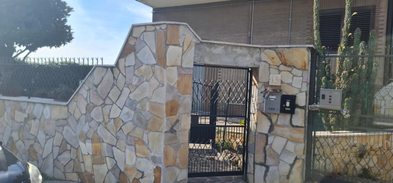 Appartamento Con Giardino Roma Exterior photo
